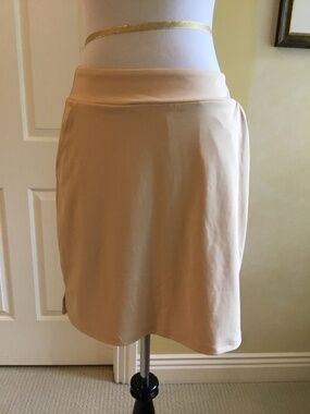 AceGolfs Women’s Golf Skort – Beige/Sand
